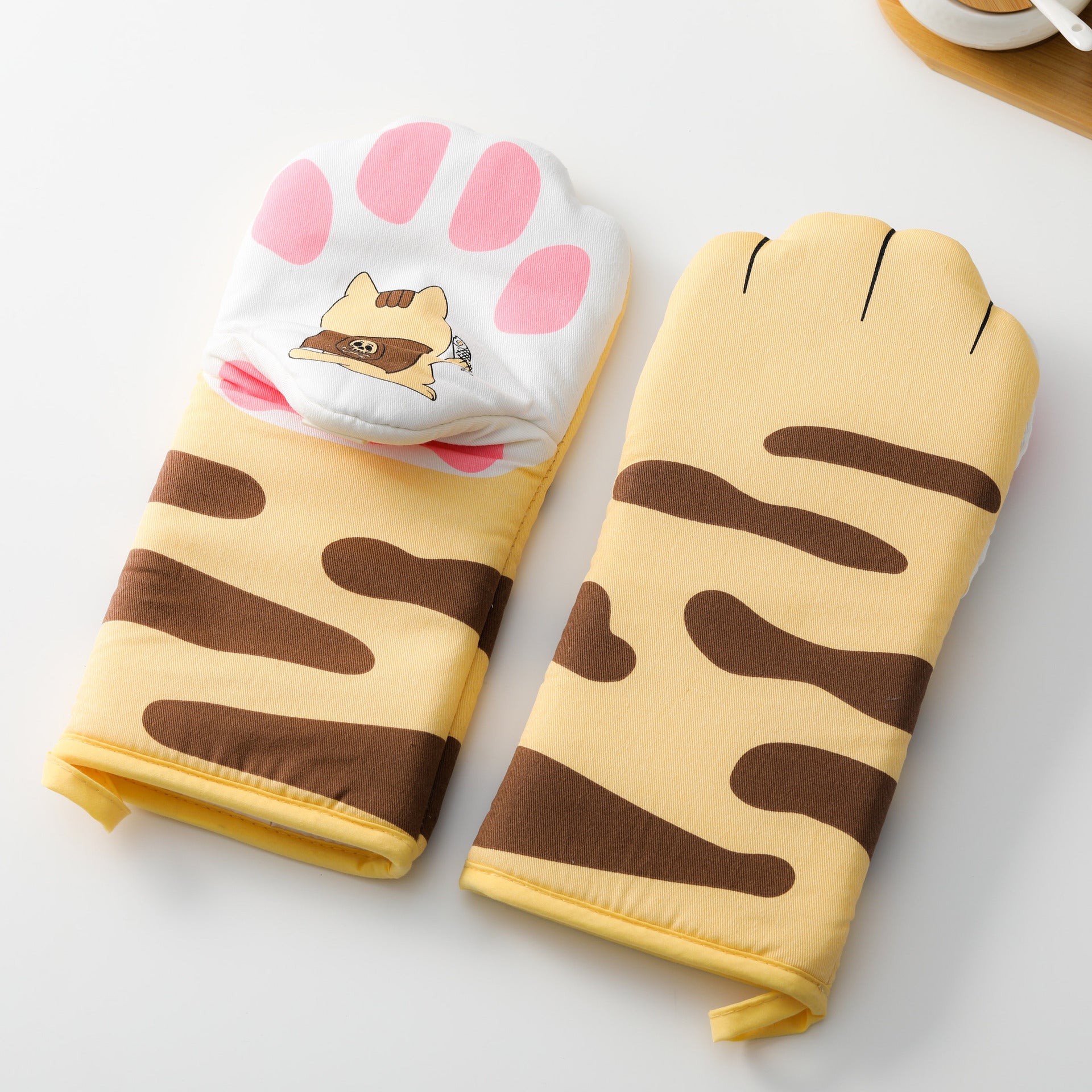 Cat Paw Oven Mitt